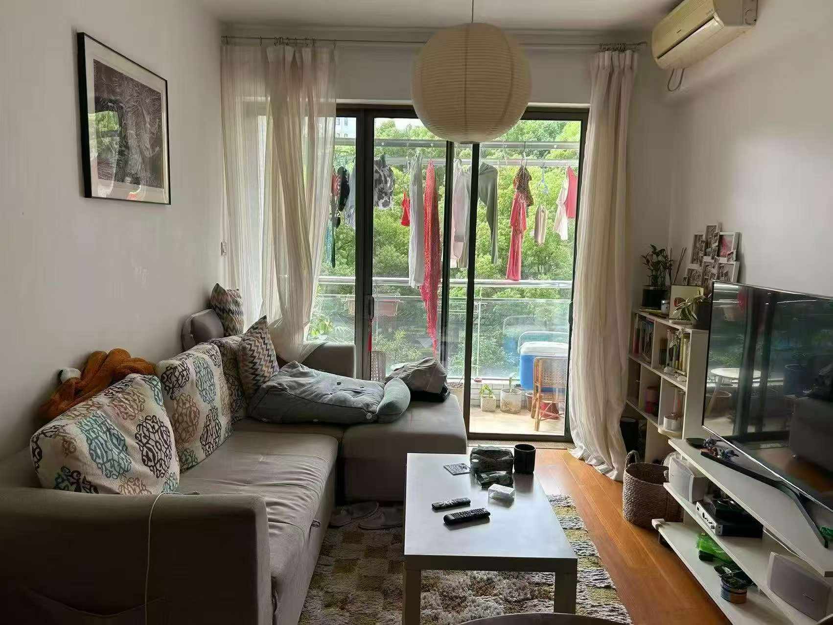 静安区 卓悦居 1BR Shanghai Rental | ExpatHome