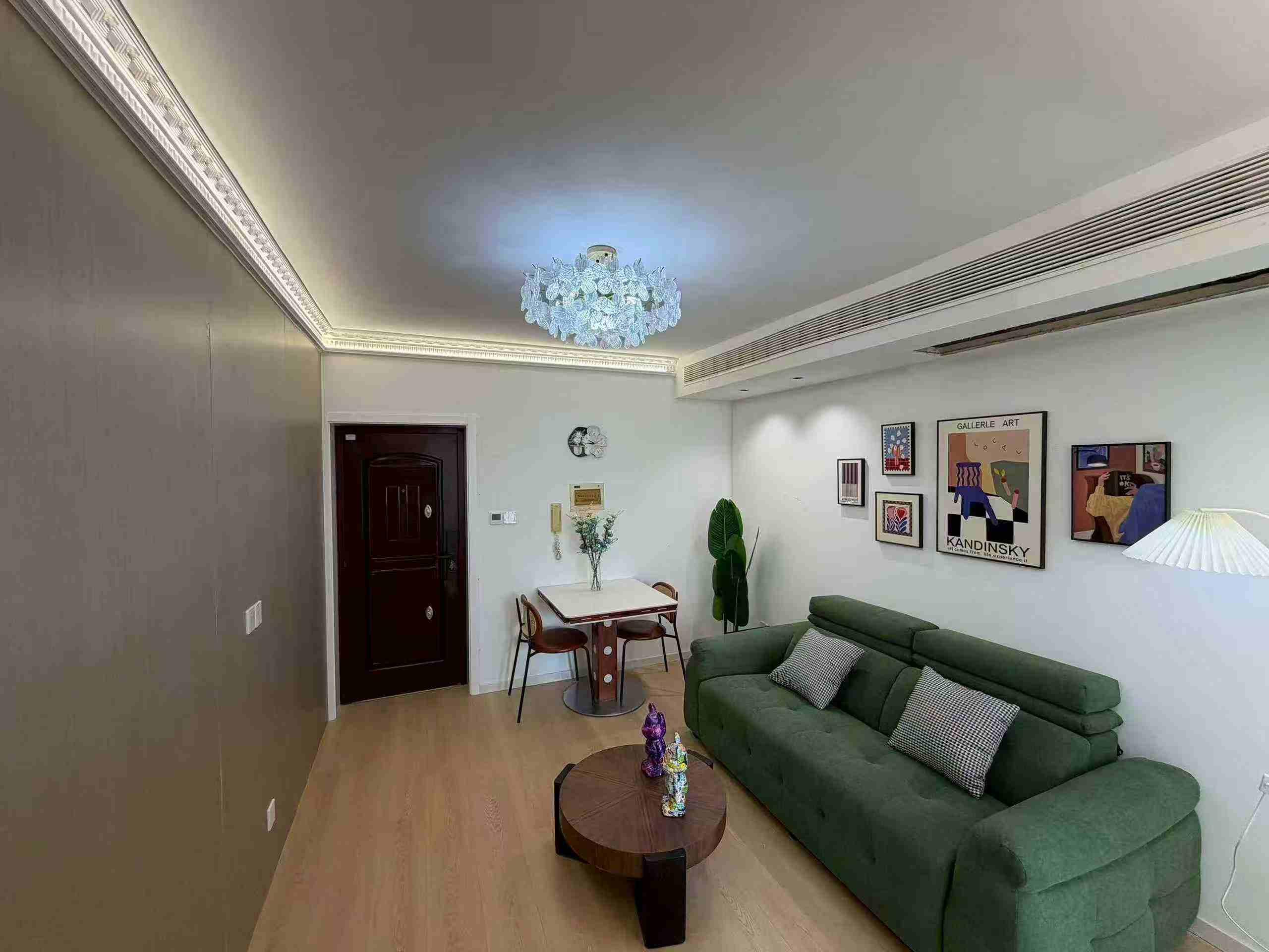 普陀区 世纪之门 1BR Shanghai Rental | ExpatHome