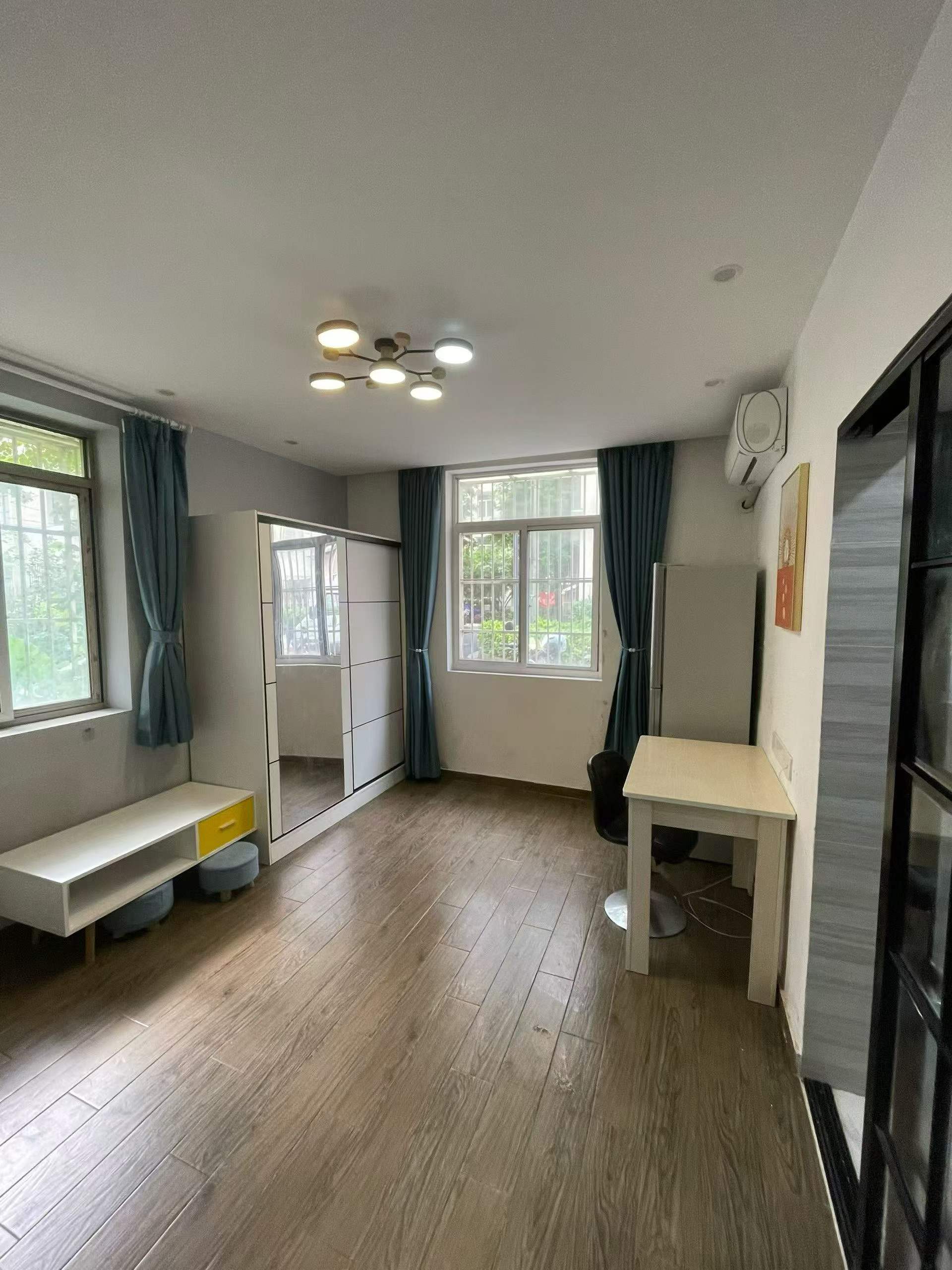 长宁区 天山五村 1BR Shanghai Rental | ExpatHome
